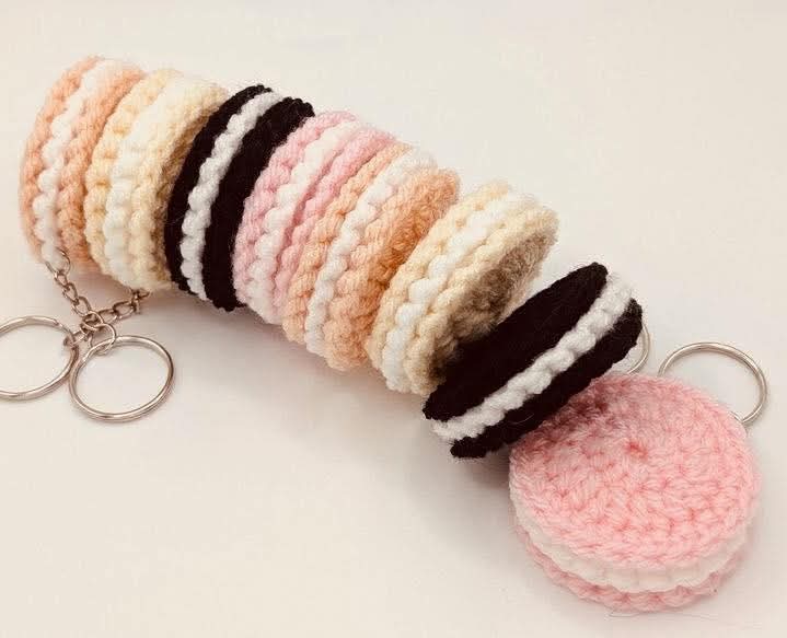 Handmade Crochet Biscuit Keychain ā Cute & Fun Accessory