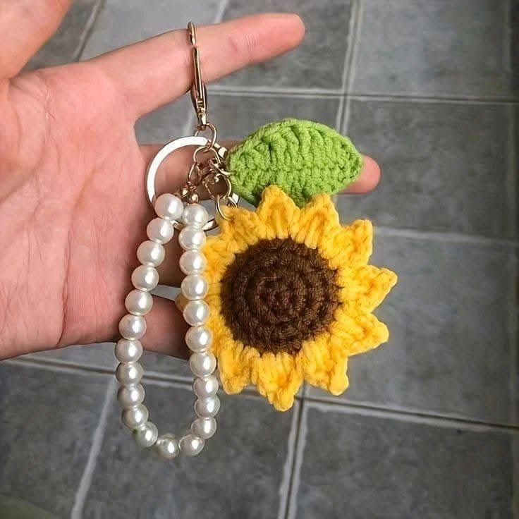 Handmade Crochet Sun Keychain – Cute & Durable